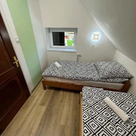 Hangulatos Balaton Parti Nyaralo Tatil Evi *